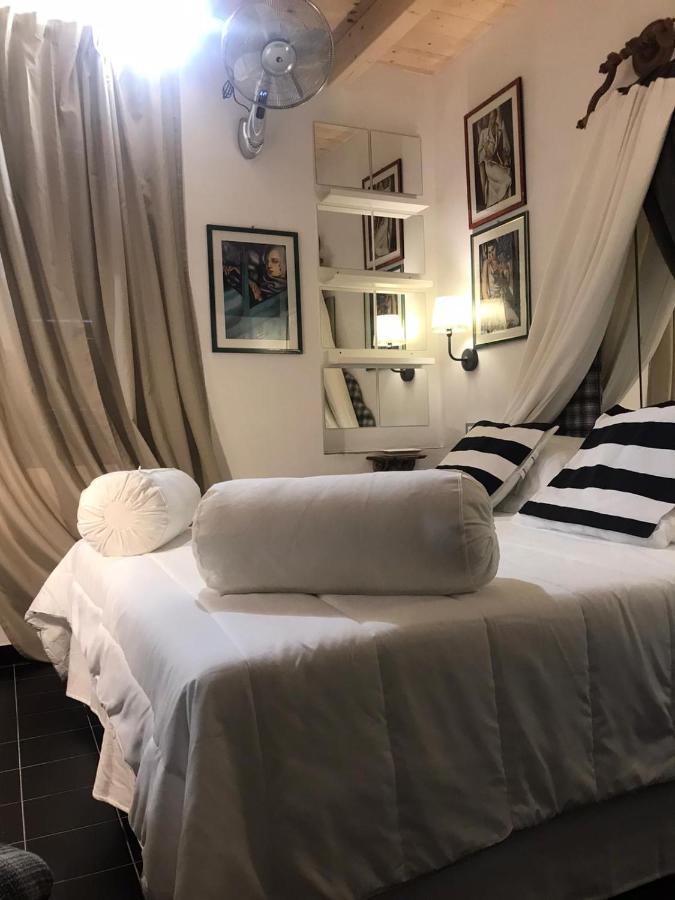 Sanctus Syrus 2 Bed and Breakfast Albenga Buitenkant foto